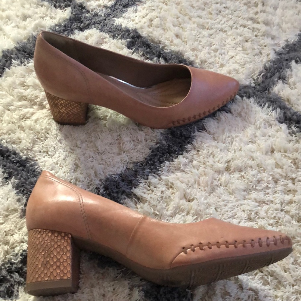 Work shoes